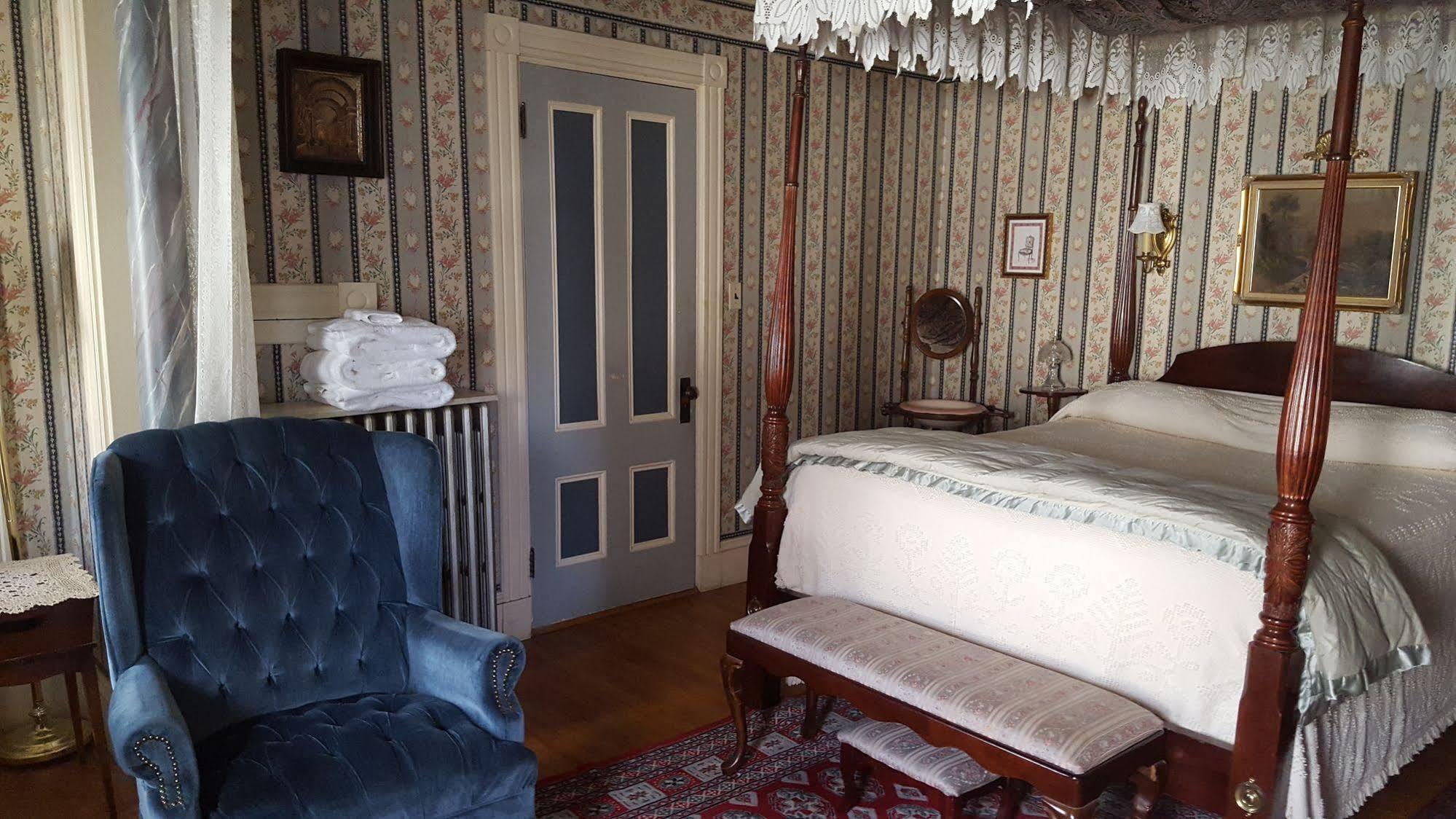 Holidae House Bed & Breakfast Bethel Εξωτερικό φωτογραφία