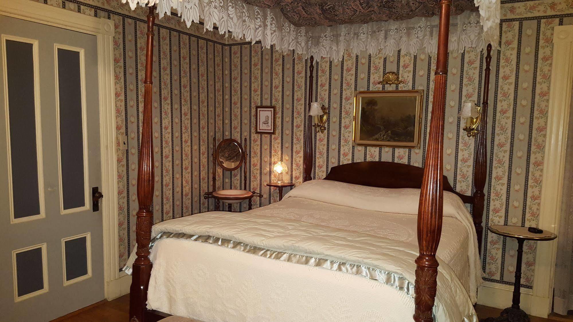 Holidae House Bed & Breakfast Bethel Εξωτερικό φωτογραφία